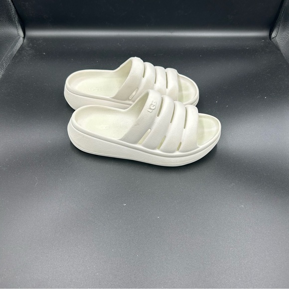 UGG Sports Yeah Kids White Slide Sandals No Size but Measures Size‎ 2 - Picture 4 of 6